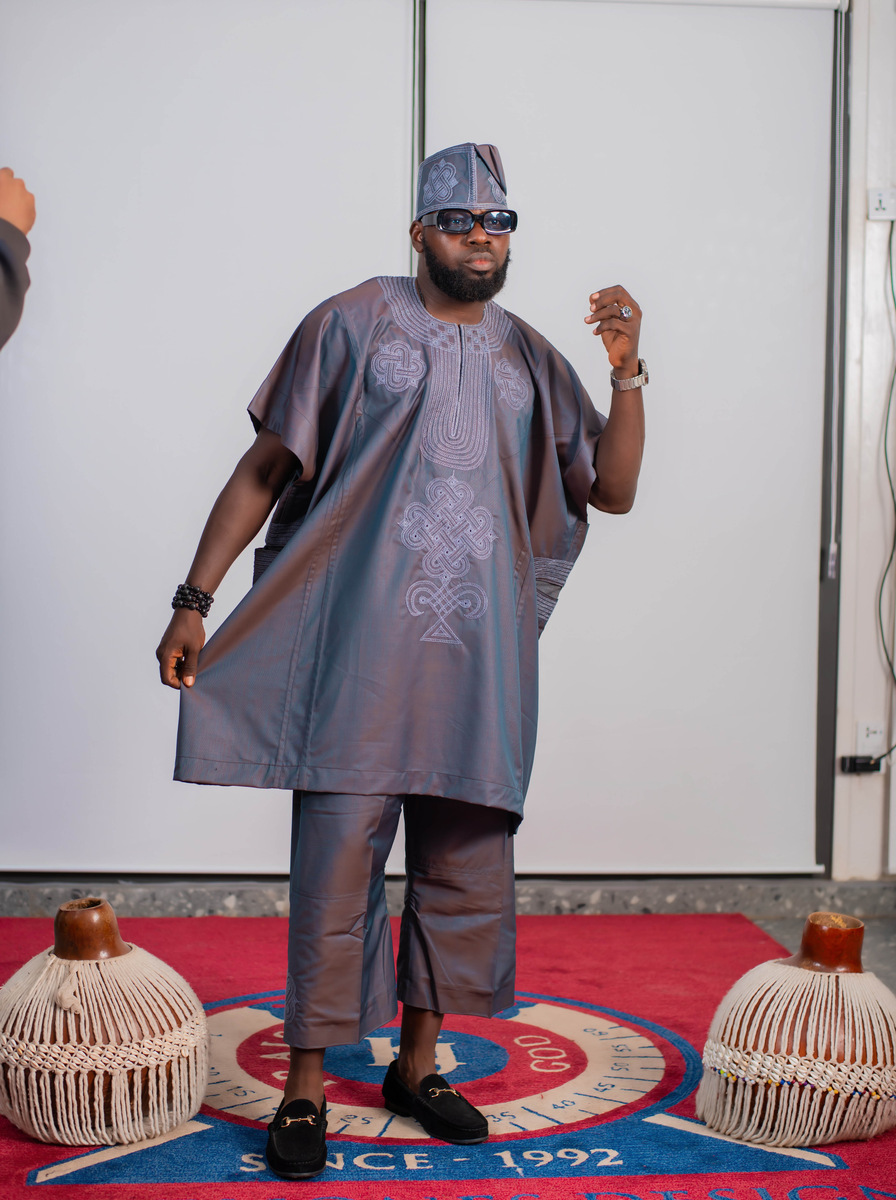 Steel Medallion Danshiki, view 2